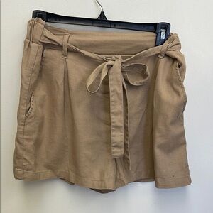 Ci Sono Wovens Tan Shorts